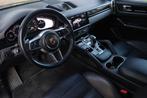 Porsche Cayenne Coupé 3.0 E-Hybrid Aut. | 22 Inch Turbo Des, Auto's, Porsche, Te koop, Zilver of Grijs, Emergency brake assist
