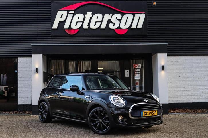 Mini Mini 1.5 Cooper Business NAP CRUISE XENON NAVI AUTOMAAT, Auto's, Mini, Bedrijf, Te koop, Cooper, ABS, Airbags, Airconditioning