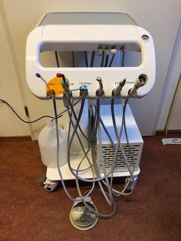 Dentale unit veterinair high/low speed scaler afzuiger beschikbaar voor biedingen