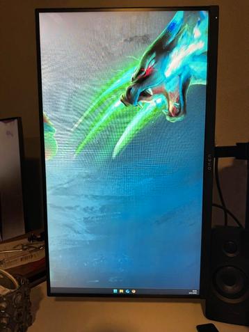 Omen gaming monitor zo goed als nieuw moet zsm weg beschikbaar voor biedingen