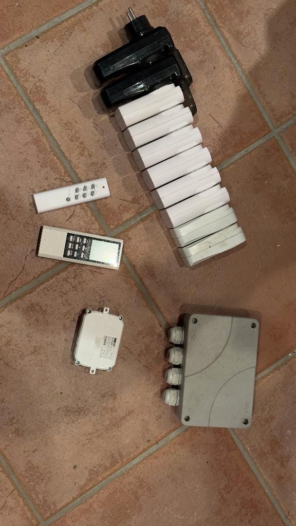 KlikAanKlikUit megaset, Doe-het-zelf en Verbouw, Elektra en Kabels, Gebruikt, Schakelaar, Ophalen of Verzenden