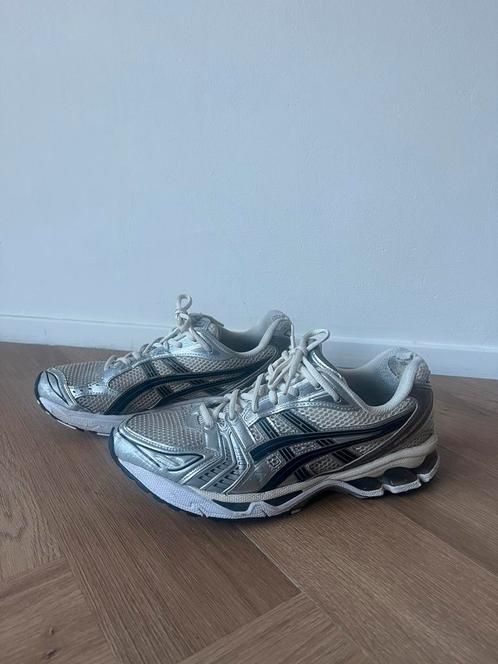 Asics Gel Kayano 14, Kleding | Heren, Schoenen, Gedragen, Sneakers of Gympen, Wit, Ophalen of Verzenden