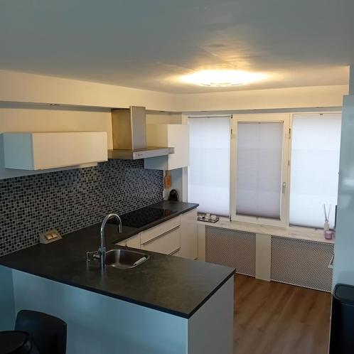 Moderne witte keuken, Huis en Inrichting, Keuken | Complete keukens, Zo goed als nieuw, Hoekkeuken, Wit, Overige materialen, Hoogglans of Gelakt