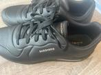 Skechers uno zwart met goud maat 40, Kleding | Dames, Schoenen, Ophalen of Verzenden, Zo goed als nieuw, Zwart, Sneakers of Gympen