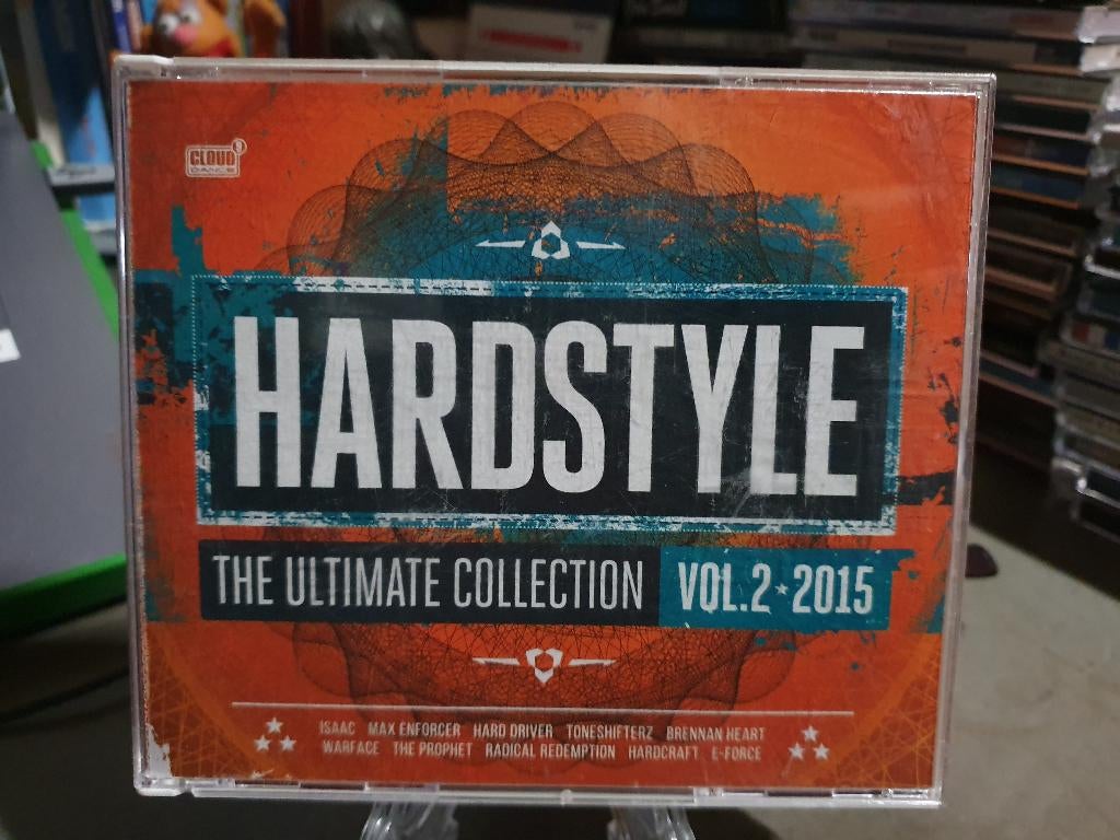 Hardstyle - The Ultimate Collection - 2015 - Volume 2 - 2CD, Cd's en Dvd's, Cd's | Dance en House, Ophalen, Zo goed als nieuw