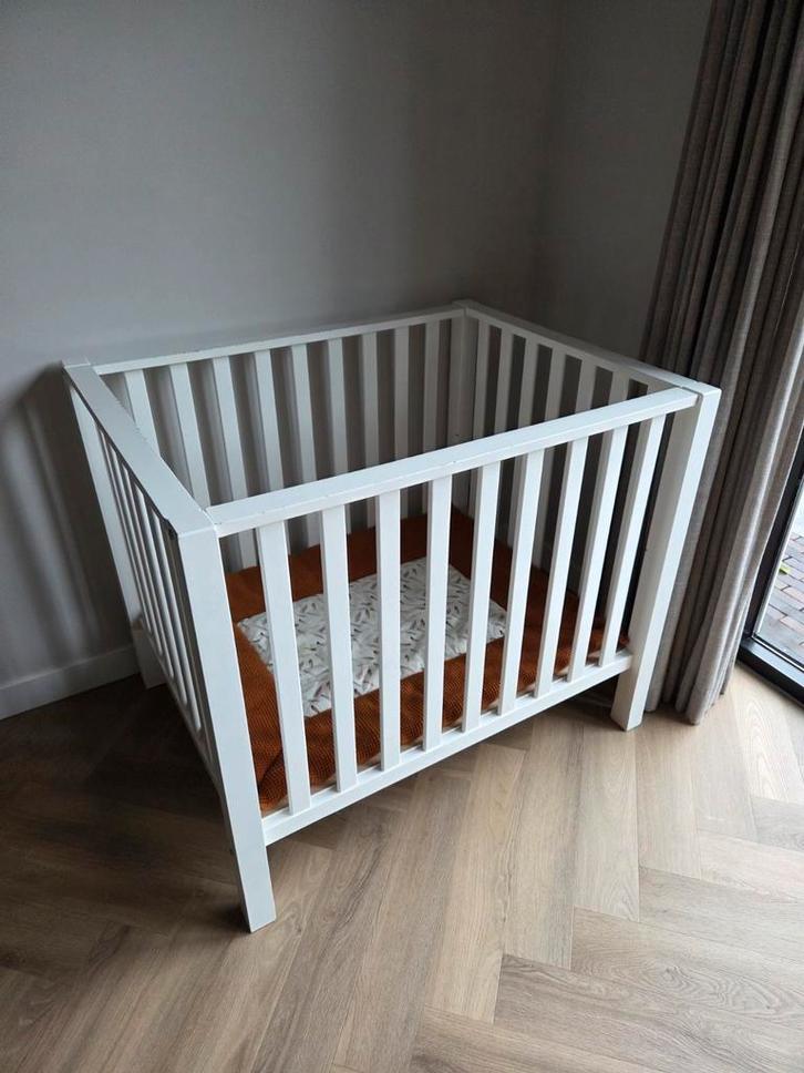 *** Mooie witte babybox met optie boxkleed ***, Kinderen en Baby's, Boxen, Zo goed als nieuw, Boxkleed, Ophalen