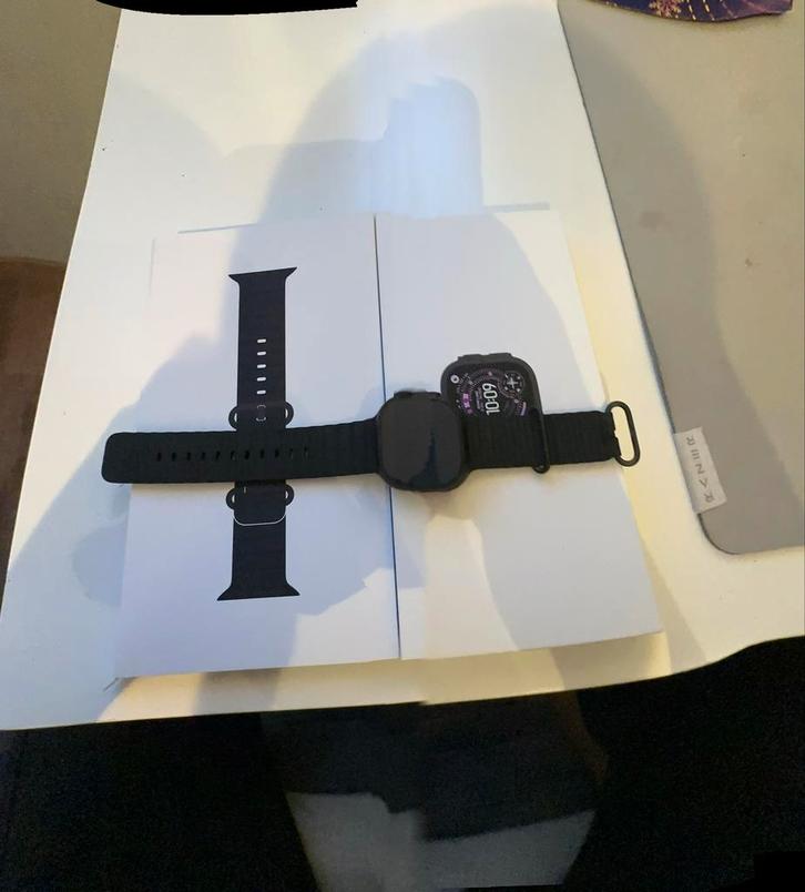 Apple Watch Ultra 3 - Zeer nette staat!, Sieraden, Tassen en Uiterlijk, Smartwatches, Zo goed als nieuw, iOS, Zwart, Afstand, Waterdicht