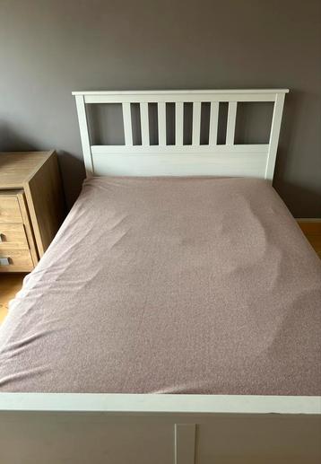 HEMNES bed + matras 