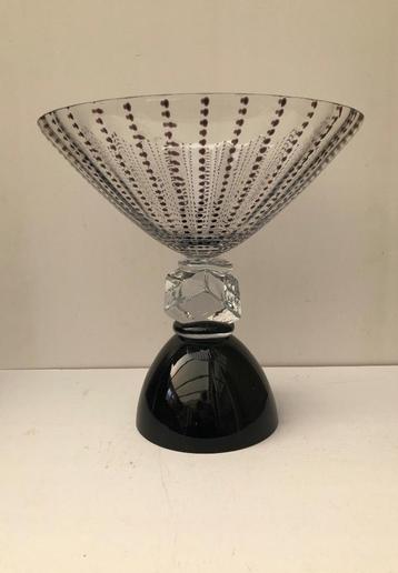Kostka glass design schaal - Gesigneerd Chip Scarborough  beschikbaar voor biedingen