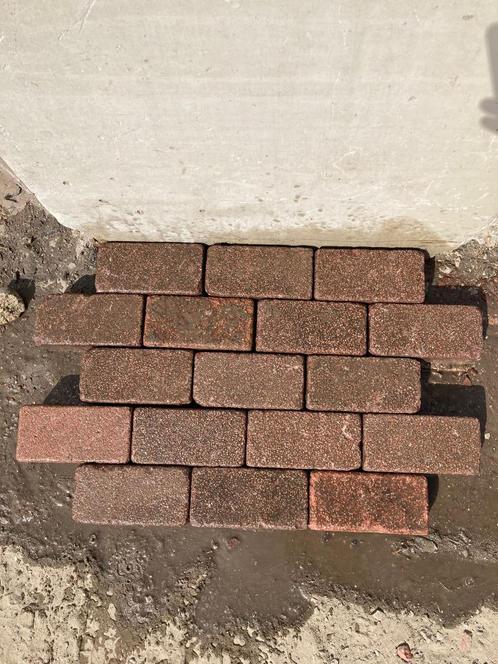 gebruikte beton klinkers bkk heide rood 8 dik, Tuin en Terras, Tegels en Klinkers, Gebruikt, Klinkers, Beton, 10 m² of meer, Ophalen of Verzenden