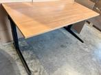Bureau hoogte instelbaar volgens arbonorm 160 x 80 cm, Ophalen, Gebruikt