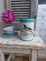 Oud blikje met vogel van de Gruijter, Ophalen