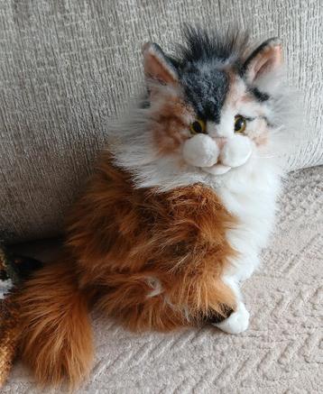 Knuffelkat Francien. Niet van echt te onderscheiden beschikbaar voor biedingen
