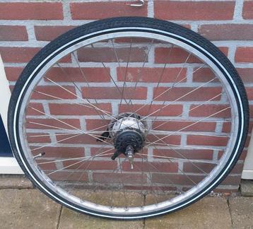 28 inch achterwiel met 7V Nexus beschikbaar voor biedingen