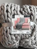 Nieuwe Grof Gebreide Plaid - Antraciet 120x150cm, Huis en Inrichting, Woonaccessoires | Plaids en Woondekens, Ophalen of Verzenden