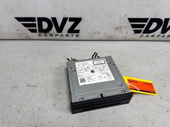 Navigatie Module van een Skoda Karoq, Auto-onderdelen, Elektronica en Kabels, Skoda, Gebruikt, 3 maanden garantie, Ophalen of Verzenden