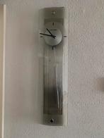 Wandklok met glasplaat, merk Kieninger, 18x70, Ophalen, Zo goed als nieuw, Analoog, Wandklok