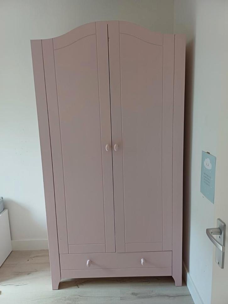 Mooie roze kinderkast, Kinderen en Baby's, Kinderkamer | Commodes en Kasten, Zo goed als nieuw, Kast, 105 cm of meer, 75 tot 100 cm