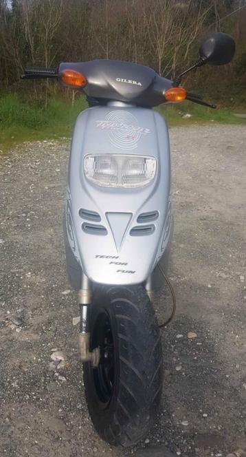 Gilera typhoon Italiaans LEES BESCHRIJVING  beschikbaar voor biedingen