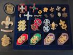 Scouting hoedplaten insignes speldjes, Verzamelen, Scouting, Ophalen of Verzenden, Gebruikt, Embleem, Speld of Insigne