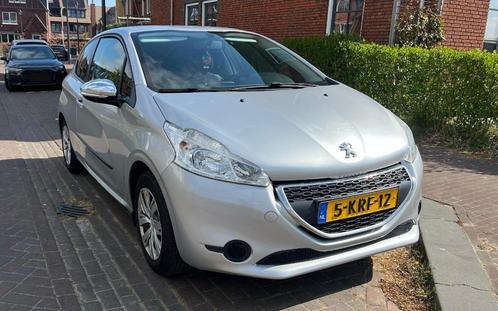 Peugeot 208 - APK t/m 14 apr '26 - 1.0 VTI 68PK, Auto's, Peugeot, Particulier, Airbags, Airconditioning, Bluetooth, Boordcomputer