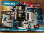 Politiebureau van playmobil + politiebus, Kinderen en Baby's, Speelgoed | Playmobil, Ophalen of Verzenden, Zo goed als nieuw