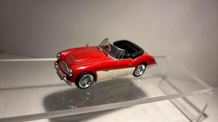 Austin healey 3000 mk 3 1964 norev 1.43, Hobby en Vrije tijd, Modelauto's | 1:43, Zo goed als nieuw, Auto, Norev, Ophalen of Verzenden