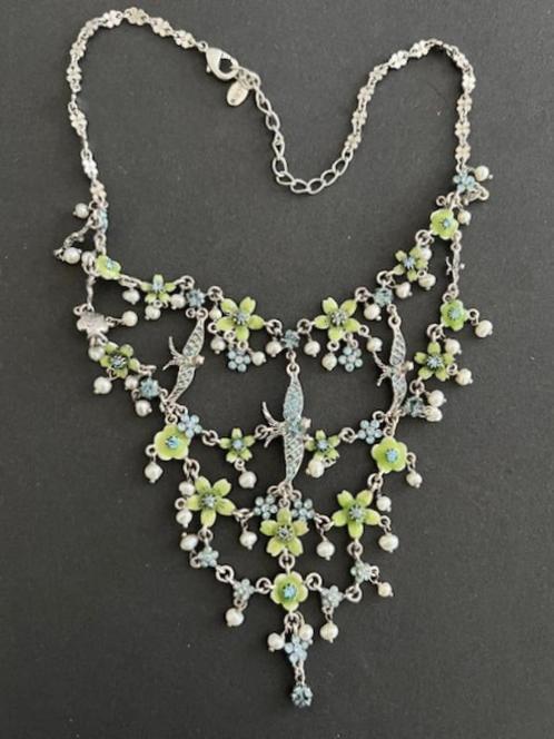 PILGRIM DANISH DESIGN trapeze ketting zwaluw bloem zilverkle, Sieraden, Tassen en Uiterlijk, Kettingen, Zo goed als nieuw, Overige materialen