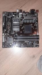 Gigabyte Moederbord - AM3+ Socket, DDR3, Computers en Software, Moederborden, Gebruikt, AM3+, DDR3, Ophalen of Verzenden