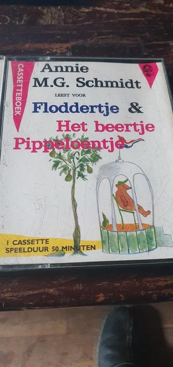 4 Cassettes: Annie M.G. Schmidt, Lindgren, Bouhuys beschikbaar voor biedingen