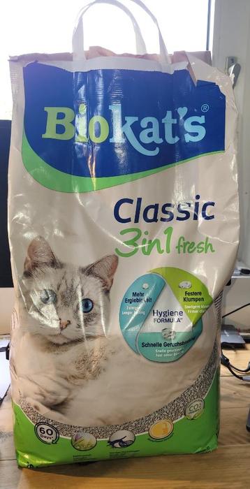 Kattenbakvulling, kleine digitale weegschaal, kattenbakschep beschikbaar voor biedingen