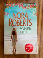 Nora Roberts - Zomerliefde, Boeken, Literatuur, Ophalen of Verzenden, Zo goed als nieuw, Nederland, Nora Roberts