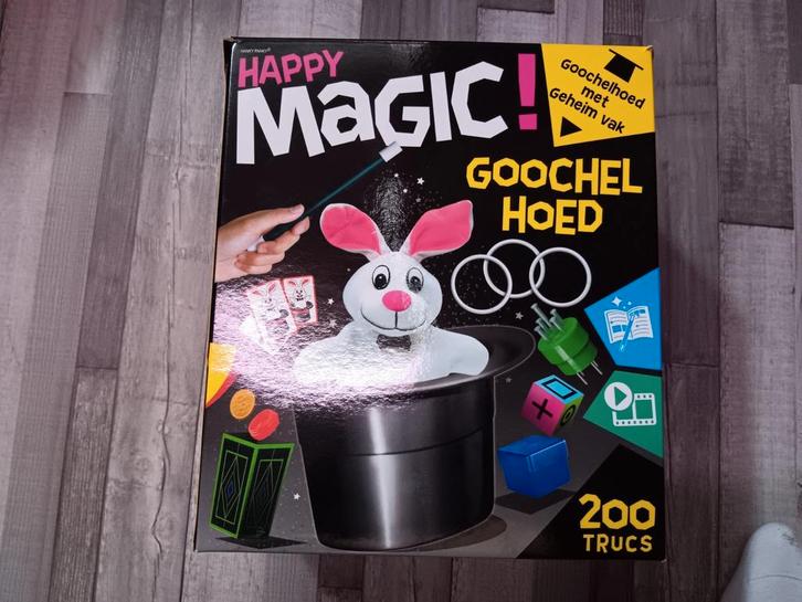 Happy Magic Goochelhoed - 200 Trucs, Hobby en Vrije tijd, Overige Hobby en Vrije tijd, Gebruikt, Ophalen of Verzenden