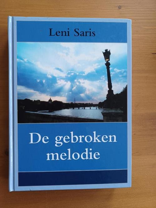 De gebroken melodie - grootletterboek, Boeken, Romans, Gelezen, Nederland, Ophalen of Verzenden