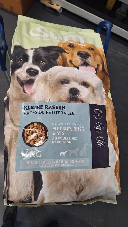 10 zakken van 14 kilo SLIM hondenvoer honden brokken, Dieren en Toebehoren, Dierenvoeding, Hond, Ophalen