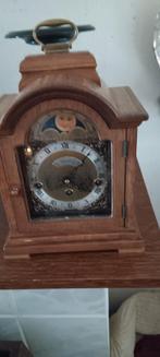 Te koop tafelklok zaanse plus klokkenmannetje zie foto s, Ophalen