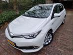 Toyota Auris 1.8 Hybrid Lease Pro Panoramadak/Half Leder, Auto's, 28 km/l, Gebruikt, 4 cilinders, Wit