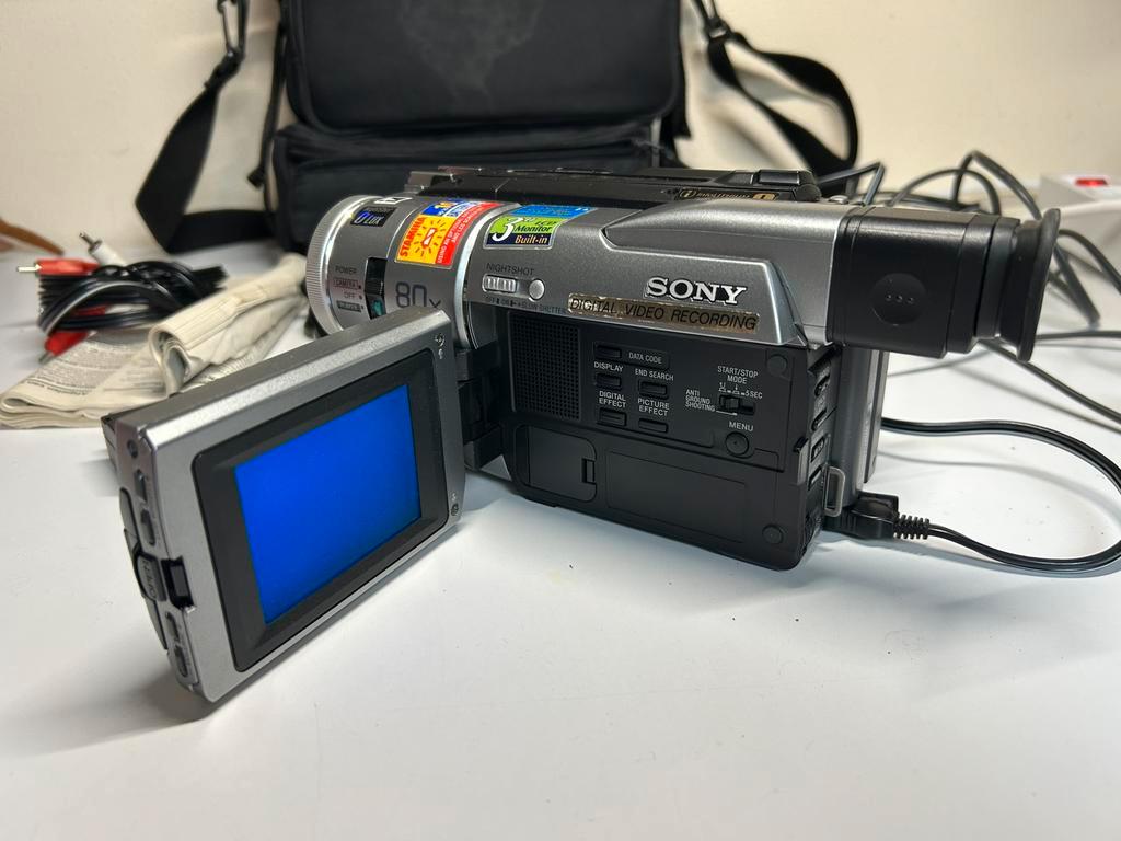 ≥ Sony dcr-trv210e pal digital8 camcorder vintage video