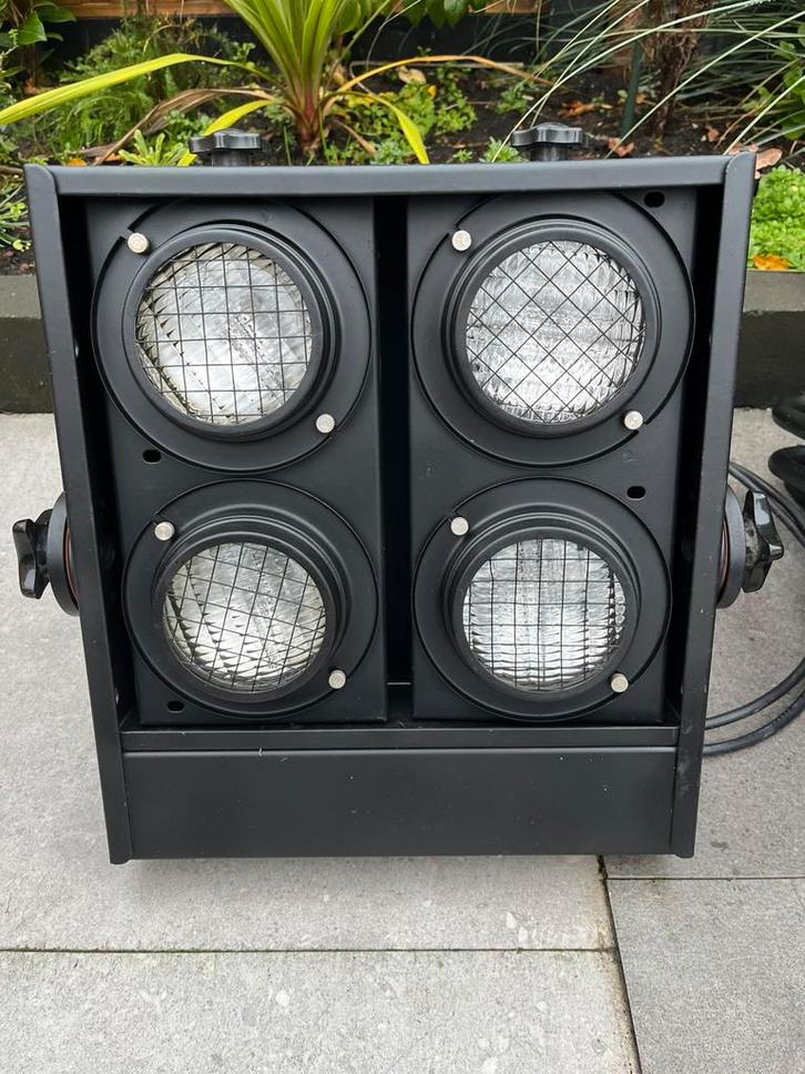 2x Stage Blinder 4x 650W, Muziek en Instrumenten, Licht en Laser, Zo goed als nieuw, Licht, Ophalen of Verzenden