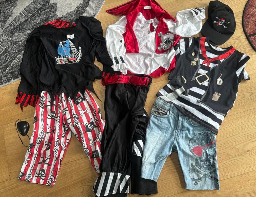 Piraten kleding 128 en kleiner, Ophalen of Verzenden, Gebruikt, 122 t/m 128, Jongen of Meisje
