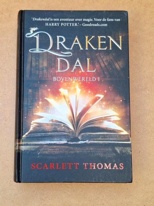 Scarlett Thomas - Drakendal- Bovenwereld 1, Boeken, Kinderboeken | Jeugd | 10 tot 12 jaar, Zo goed als nieuw, Ophalen of Verzenden