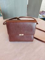Bruine leren schoudertas David Jones, Minder dan 30 cm, Bruin, Ophalen of Verzenden, Zo goed als nieuw