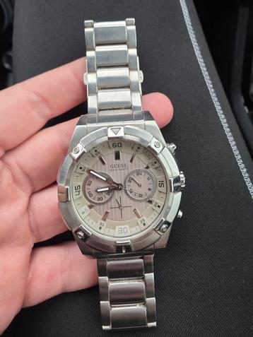Guess W0377G1 Herenhorloge beschikbaar voor biedingen