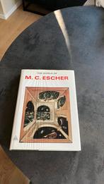 The World of M.C. Escher. Locher, Abrams 1971, Boeken, Ophalen of Verzenden, Zo goed als nieuw, Schilder- en Tekenkunst