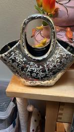 Leuke vaas in de vorm van een tas, Ophalen of Verzenden