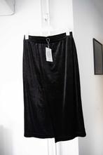 Fluwelen zwarte rok Monki maat S, nieuw met kaartje, Kleding | Dames, Rokken, Verzenden, Zwart, Zo goed als nieuw, Monki
