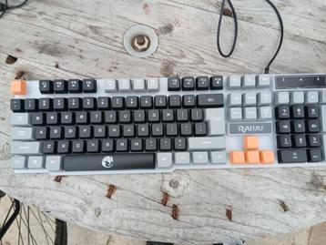 raikou t26 inclusief muis, (zo goed als nieuw) beschikbaar voor biedingen