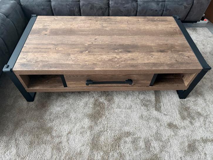 Mooie salontafel met opbergruimte, Huis en Inrichting, Tafels | Salontafels, Zo goed als nieuw, Minder dan 50 cm, 50 tot 100 cm