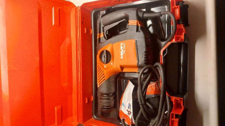 Hilti Breekhamer TE 300-AVR, Doe-het-zelf en Verbouw, Gereedschap | Boormachines, Zo goed als nieuw, Boor- en/of Breekhamer, Ophalen of Verzenden