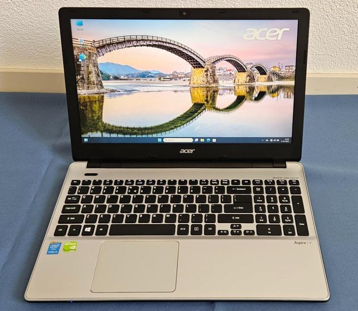 Zeer Nette 15 Inch Acer Laptop Led Lcd Samsung SSD Wind 11, Computers en Software, Windows Laptops, Zo goed als nieuw, 15 inch